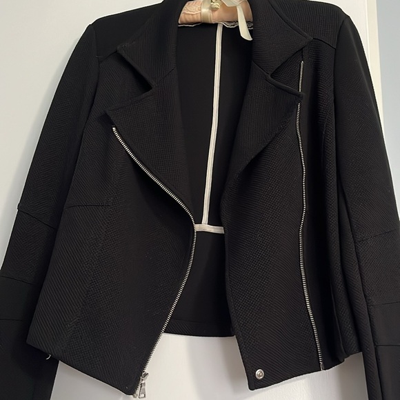 Black Jacket, Size Medium - Picture 2 of 4